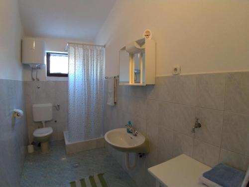 Kúpeľňa v ubytovaní Apartments Beceic