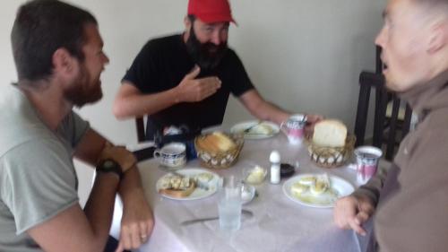 Comida en o cerca de este apartamento