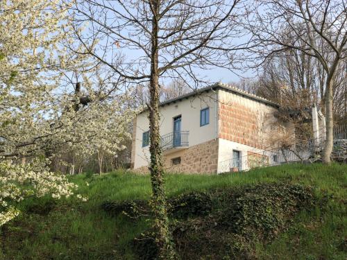 The building in which the holiday home is located