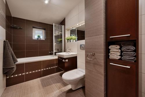 Koupelna v ubytování Apartament na Myśliwskiej