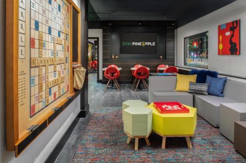 Staypineapple, Hotel FIVE, Downtown Seattle Image