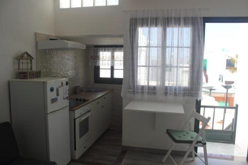 Apart. 3