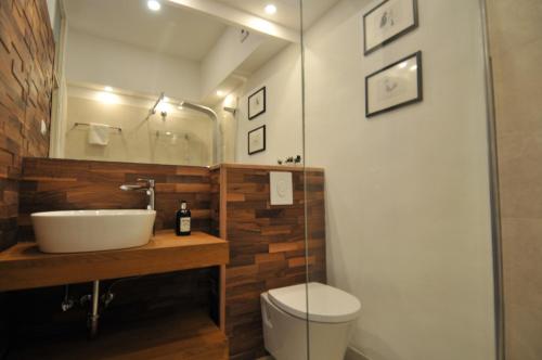 Koupelna v ubytování Apartments Porec