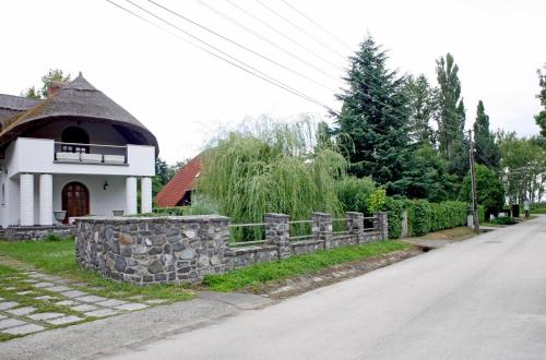 The Pearl of Balaton 8268 Szigliget, Fürdő utca 8 kép - 3