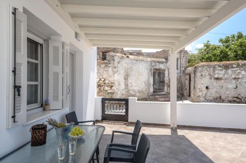 Φωτογραφία από το άλμπουμ του My Family Home στο Γλινάδο Νάξου