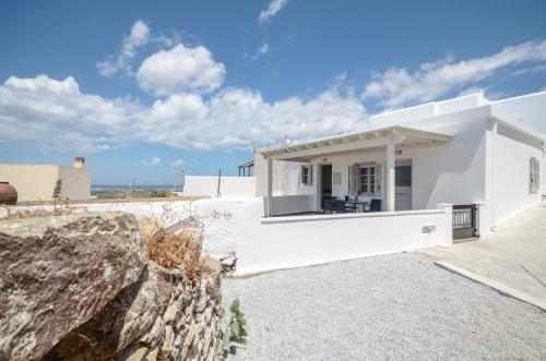 Φωτογραφία από το άλμπουμ του My Family Home στο Γλινάδο Νάξου