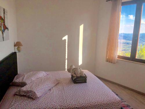 Ένα ή περισσότερα κρεβάτια σε δωμάτιο στο Serraenna Bedrooms