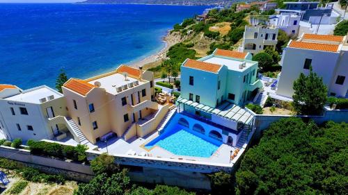 Et luftfoto af Sea Breeze Apartments Chios