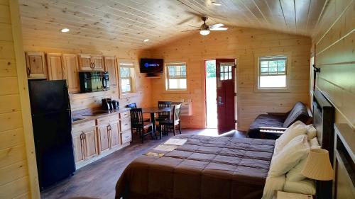 Gallery image of Abbot Trailside Lodging in Abbot Village