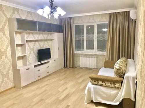 Продам - трешка в центре на ул.Первомайская -первомайская - цена: 14500000 - SOC