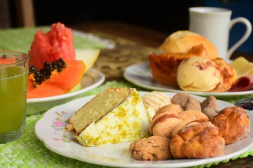 Makanan di atau berdekatan inn ini