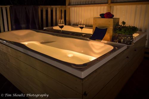 Gallery image of Whare Manu Boutique Cottage in Invercargill