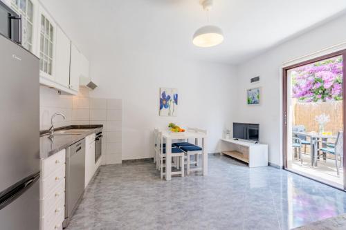 Gallery image of Villa Dinka in Sutivan