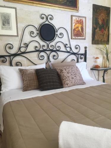 Postel nebo postele na pokoji v ubytování La Monacedda - Country Boutique Apartments - Villa Laura Ostuni