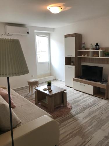 Moro Apartment