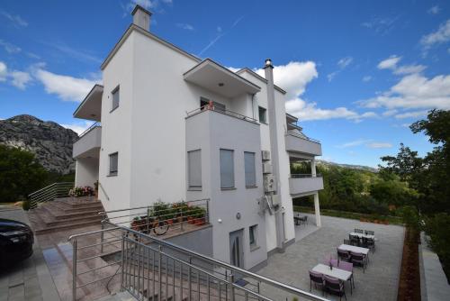 Apartment Anića Kuk