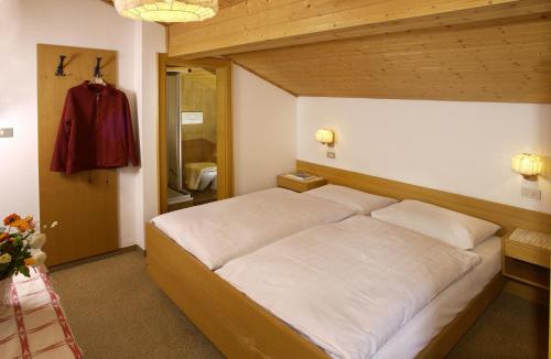Katil atau katil-katil dalam bilik di Muller Private Rooms