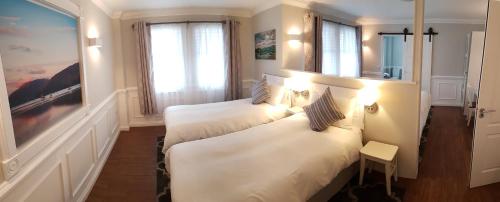 MacLean Guest Houseにあるベッド