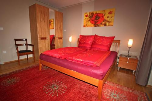 Postel nebo postele na pokoji v ubytování Ferienwohnung 1 Gestüt Pfaffenlehen