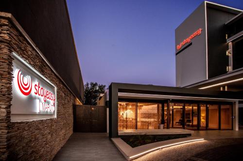Gallery image of StayEasy Maputo in Maputo