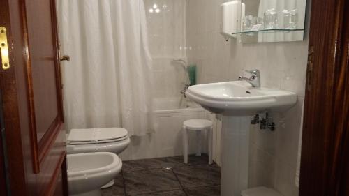 Koupelna v ubytování Hotel Zabala