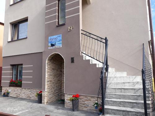 RYNIO - Pokoje Gościnne