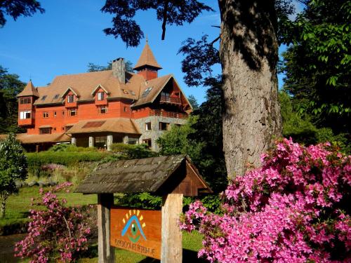 Κήπος έξω από το Petrohue Lodge