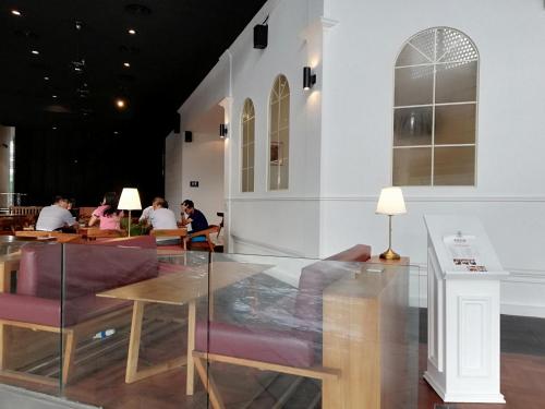 Un lugar para sentarse en Twin Galaxy Residences