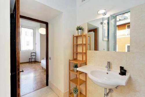 Vonios kambarys apgyvendinimo įstaigoje Giulia Charme - My Extra Home