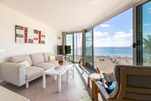 Living Las Canteras Homes - BEACHFRONT PLAYA GRANDE
