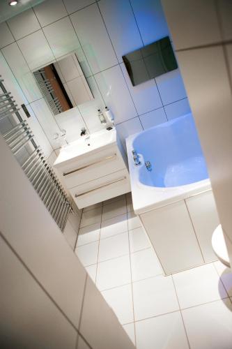Bilik mandi di Windermere Suites