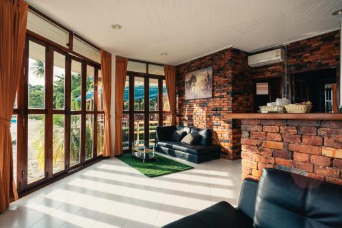 Posezení v ubytování Adang Island Resort