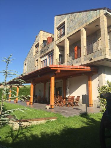 Το κτήριο όπου στεγάζεται  το bed & breakfast