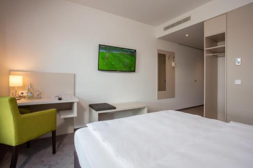 Μια τηλεόραση ή/και κέντρο ψυχαγωγίας στο Hotel am Campus