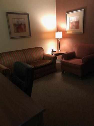 Randolph Inn and Suites – Photos 5