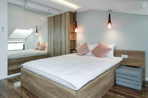 Great location between Old Town and Jewish quater