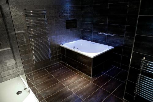 Bilik mandi di Windermere Suites