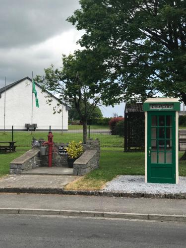 Gallery image of Dream Cottage in Ballintober