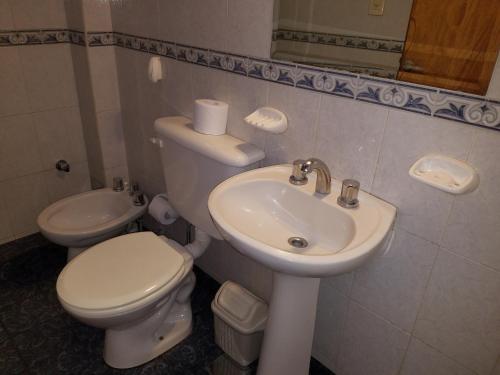 Kamar mandi di Departamentos Mendoza