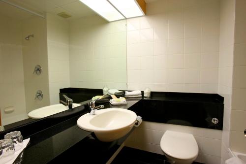 Bagno di Distinction Te Anau Hotel & Villas