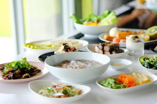 Makanan di atau berdekatan penginapan & sarapan