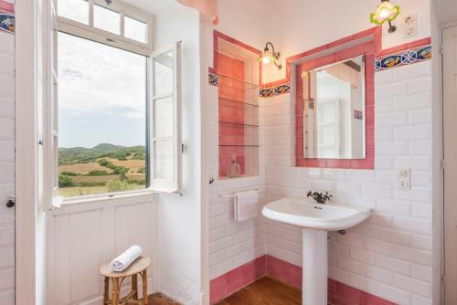 Et badeværelse på Finca Biniarroga Nou