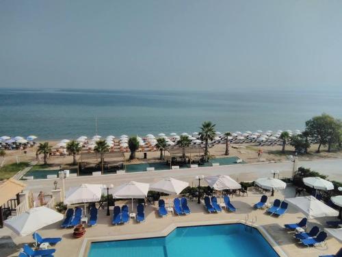 Afbeelding uit fotogalerij van Santa Beach Hotel in Agia Triada