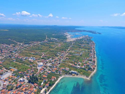 Landskap semula jadi dekat dengan apartmen