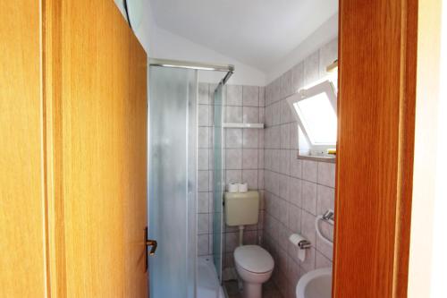 A bathroom at Apartments Ines