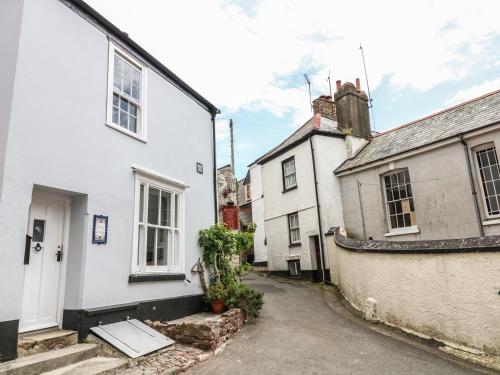 Gallery image of Sunny Cottage in Torpoint