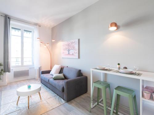 Macé Studio Apartment