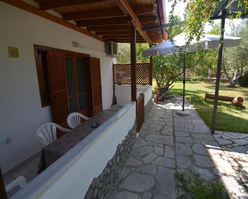 Gallery image of Fantasia Studios and Apartments in Neos Marmaras