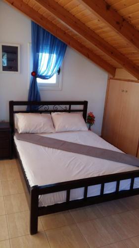 Gallery image of Natalya in Lixouri