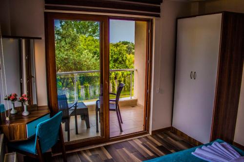 Balkón nebo terasa v ubytování Form Thermal Hotel & SPA Kaz Dağları